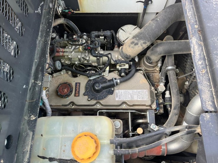 2020-bobcat-e145-image-27