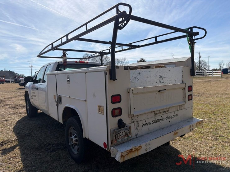 2013-chevrolet-2500-image-5