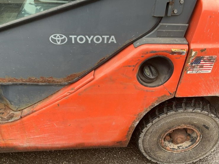 2018-toyota-8fdu25-image-36