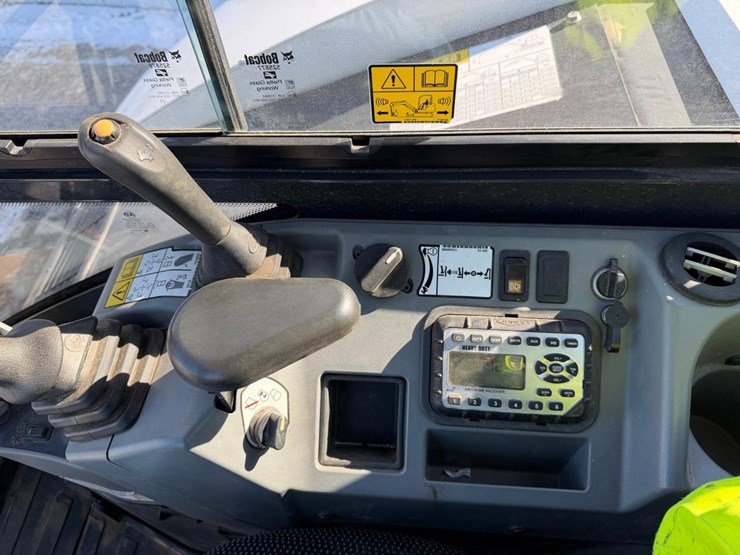2024-bobcat-e88-image-22