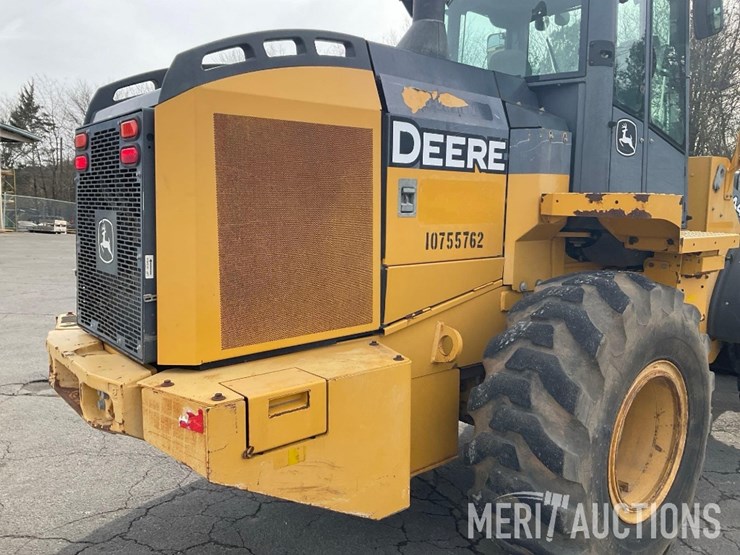 2018-deere-544k-image-24