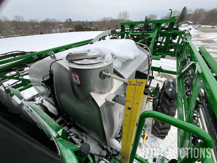 2024-john-deere-408r-image-37