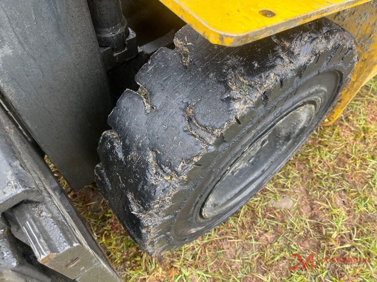 2001-komatsu-kg18ht-17-forklift-image-11