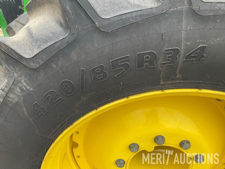 2023-john-deere-8r-370-image-15