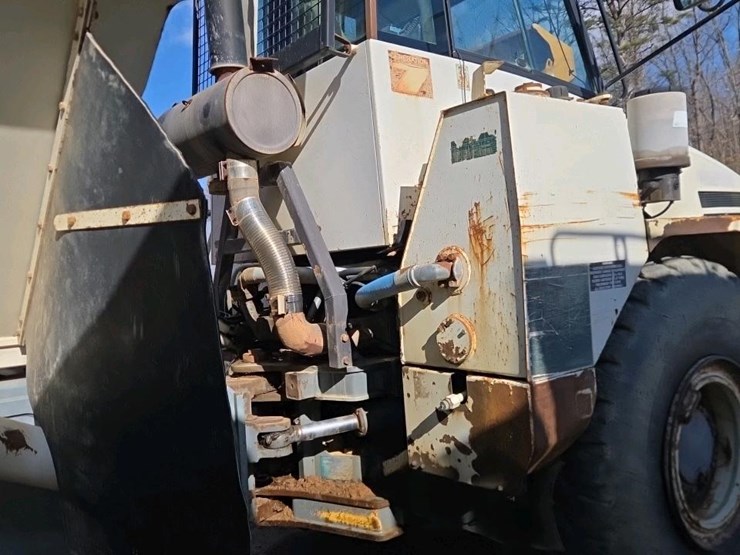 2005-cummins-m11-image-17