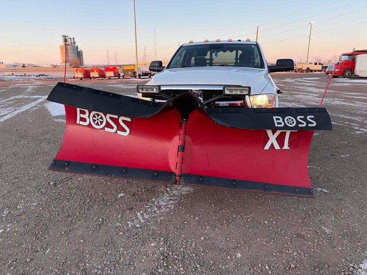 2018-dodge-3500-image-8