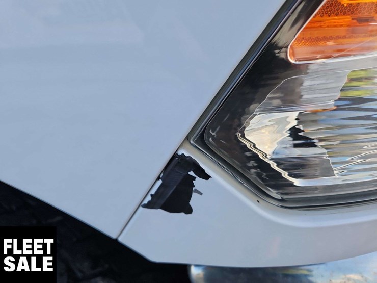 2018-dodge-3500-image-37