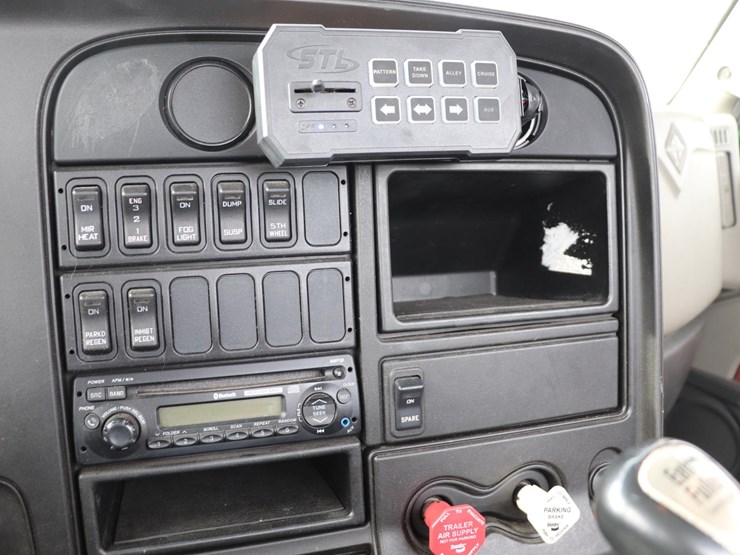 2014-international-prostar-image-11