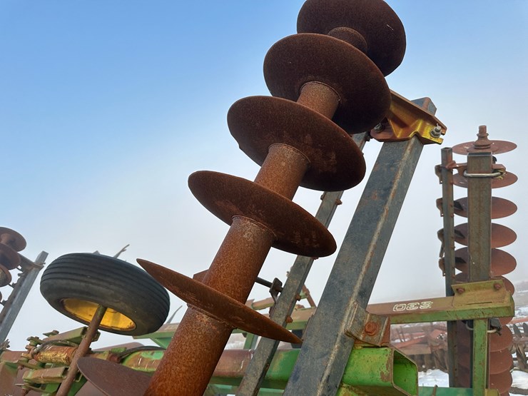 john-deere-630-image-51