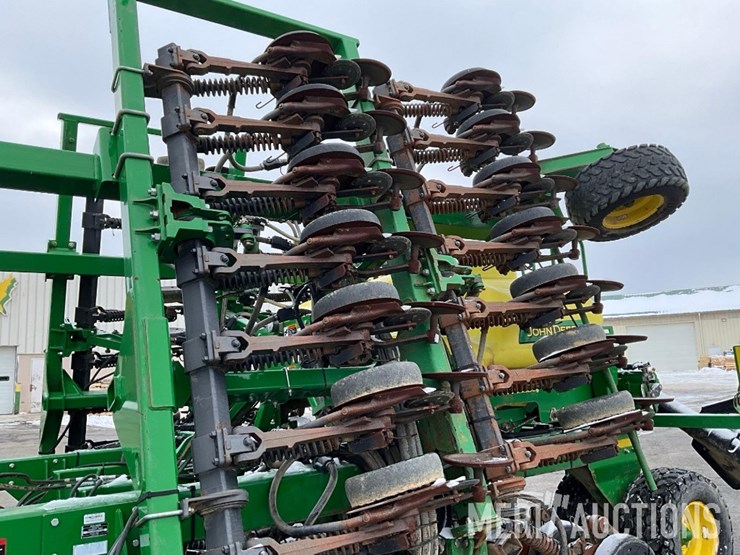 2012-john-deere-1990-image-18