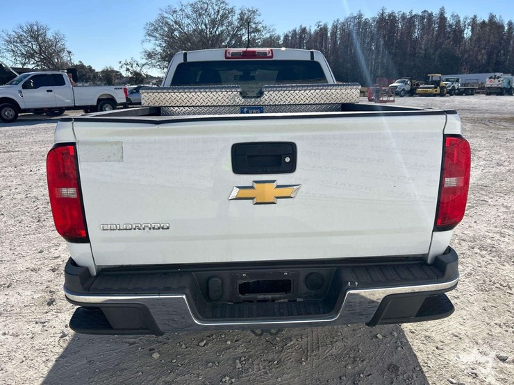 2018-chevrolet-colorado-image-27