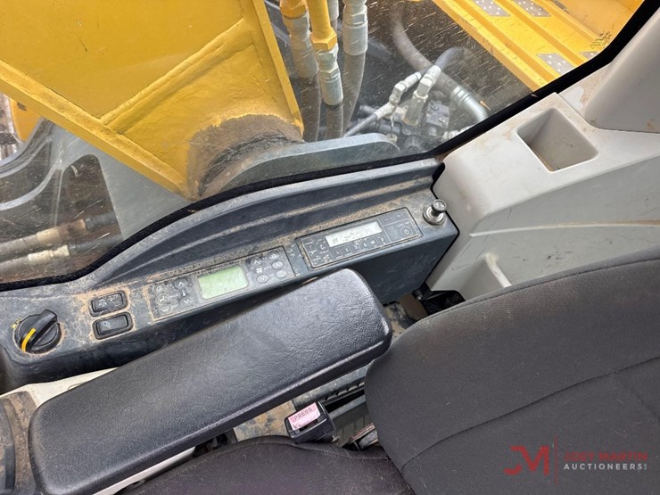 kobelco-sk210-lc-10-image-28