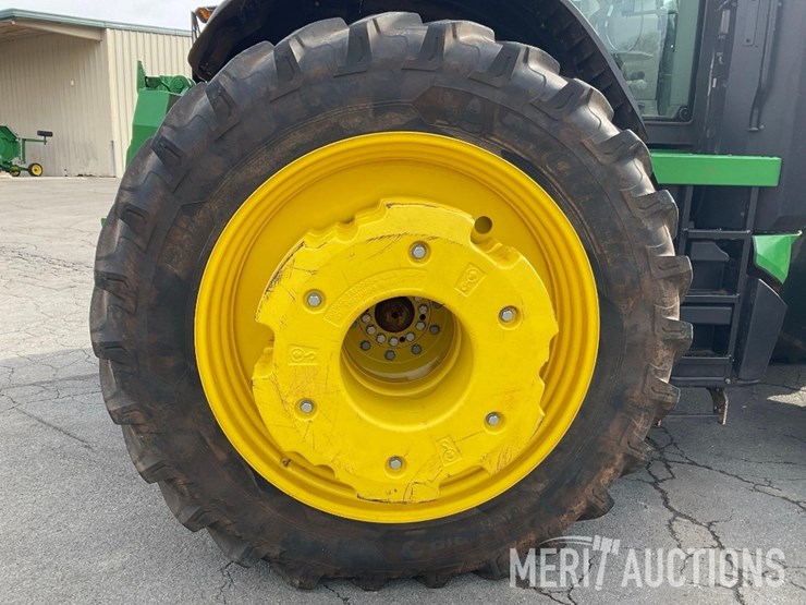 2024-john-deere-8r-410-image-22
