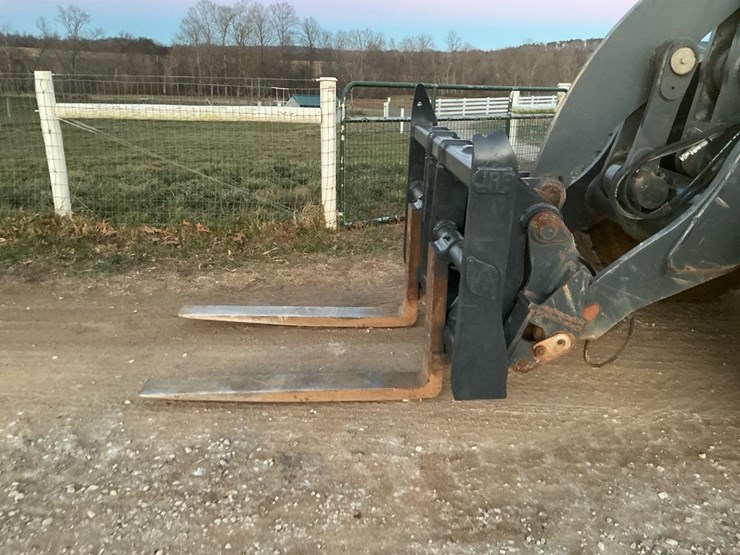 2009-deere-544k-image-27