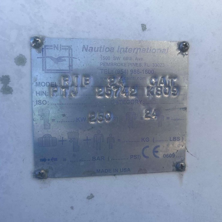 2005 Nautica International Rib