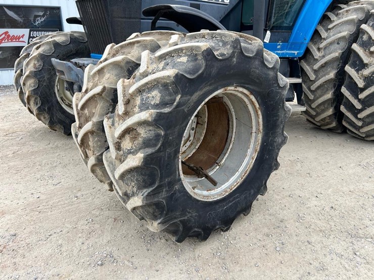 new-holland-8770-image-12