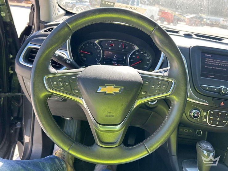 2020-chevrolet-equinox-image-13