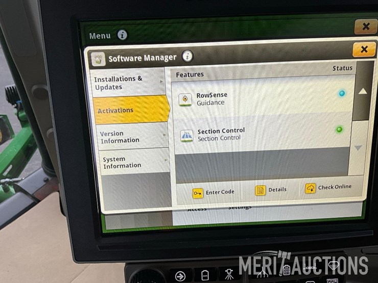 2023-john-deere-400r-image-55