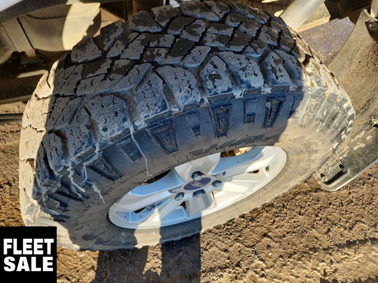 2017-ford-f150-image-12