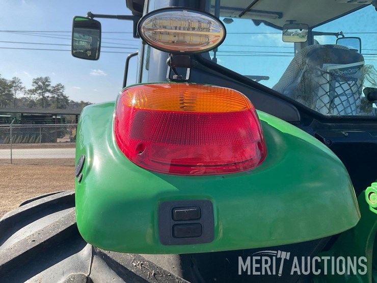 2021-john-deere-6120m-image-23