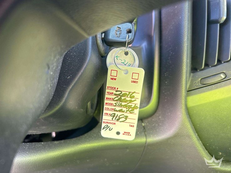 2016-chevrolet-silverado-1500-image-25