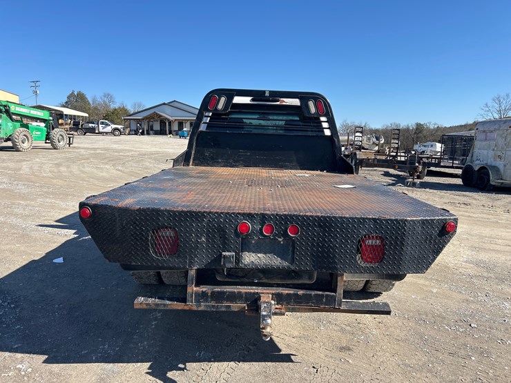 2011-chevrolet-3500-image-5