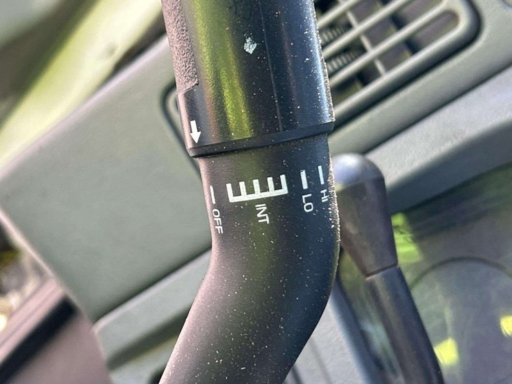 2008-international-durastar-4300-image-14