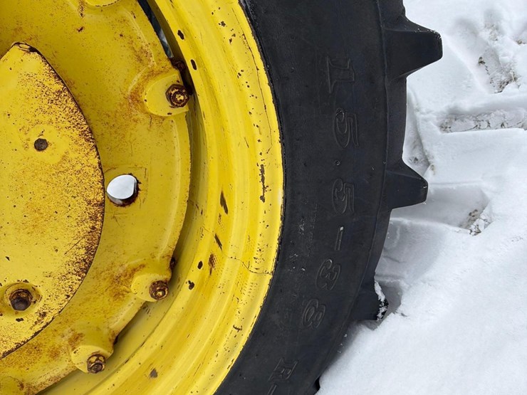 john-deere-4020-image-10