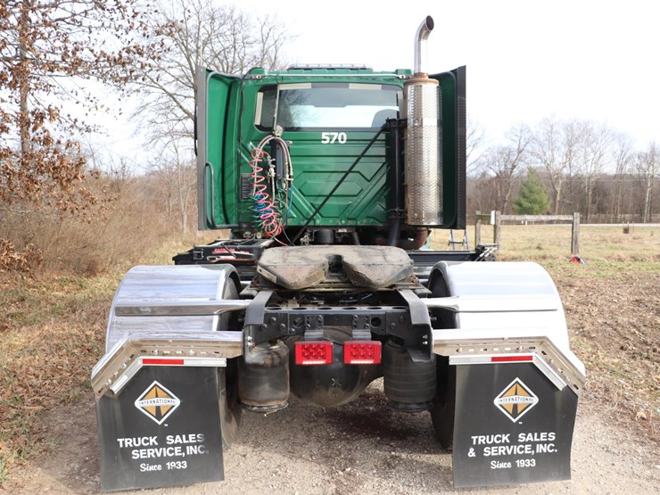 2014-international-prostar-image-3