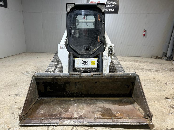 2023-bobcat-t770-image-7
