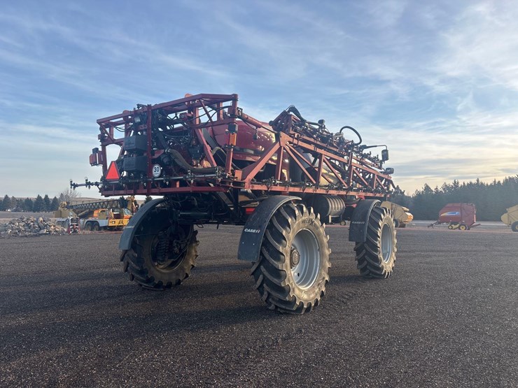 2013-case-ih-4430-patriot-sprayer-image-8