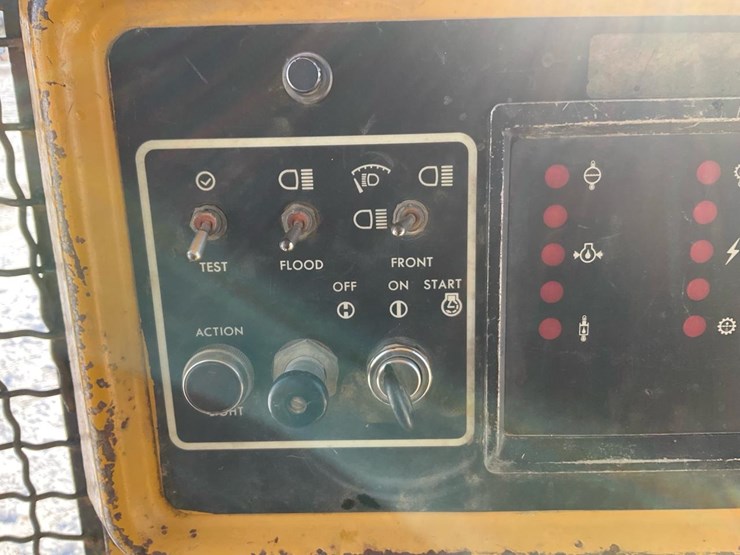 1989-caterpillar-d4h-image-79