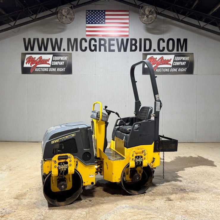 2013 BOMAG BW900-50