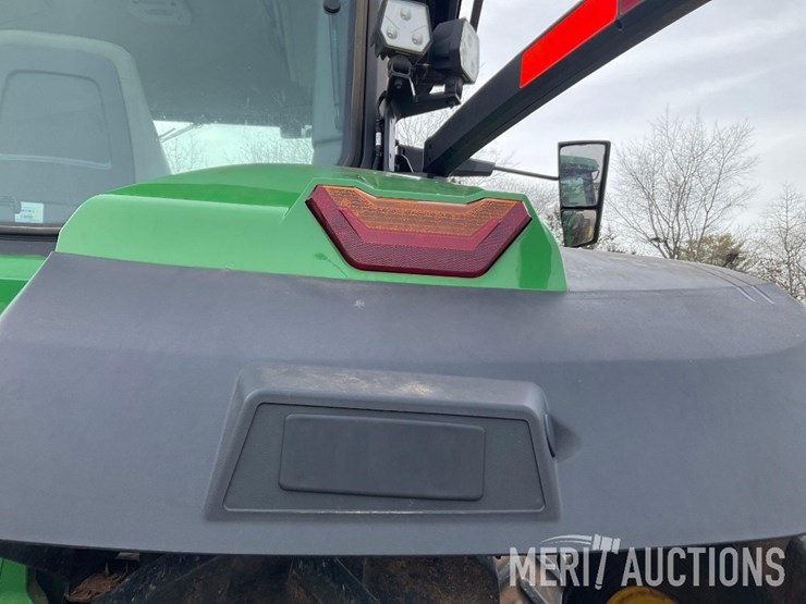 2024-john-deere-8r-410-image-30