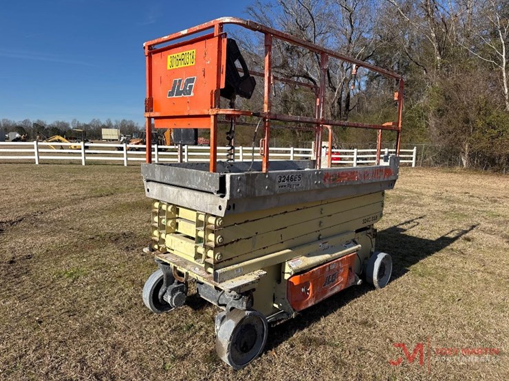 2007-jlg-3246es-image-4