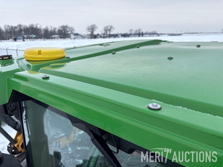 2024-john-deere-8r-370-image-41