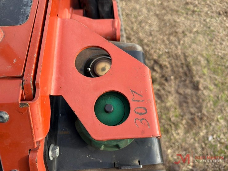 2019-ditch-witch-sk800-image-16