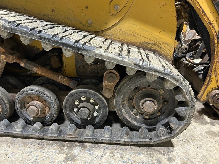 caterpillar-257b-image-15