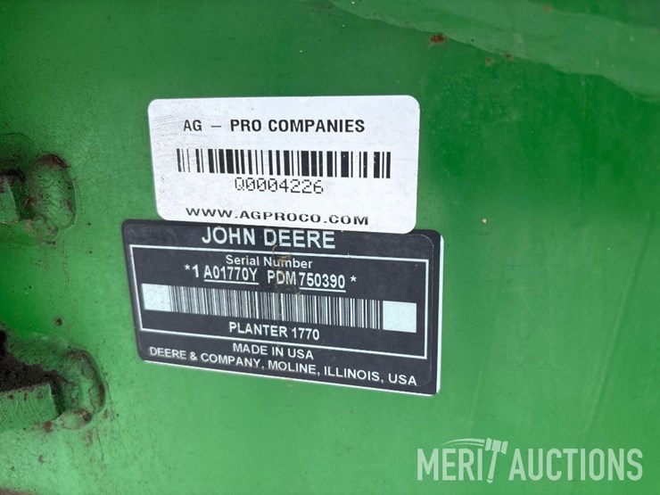 2013-john-deere-1770nt-image-35
