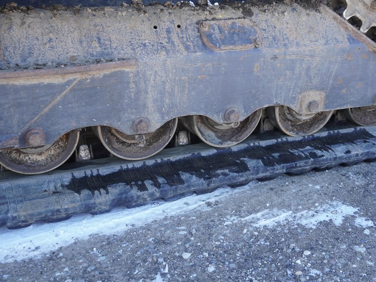 2019-bobcat-t770-image-32