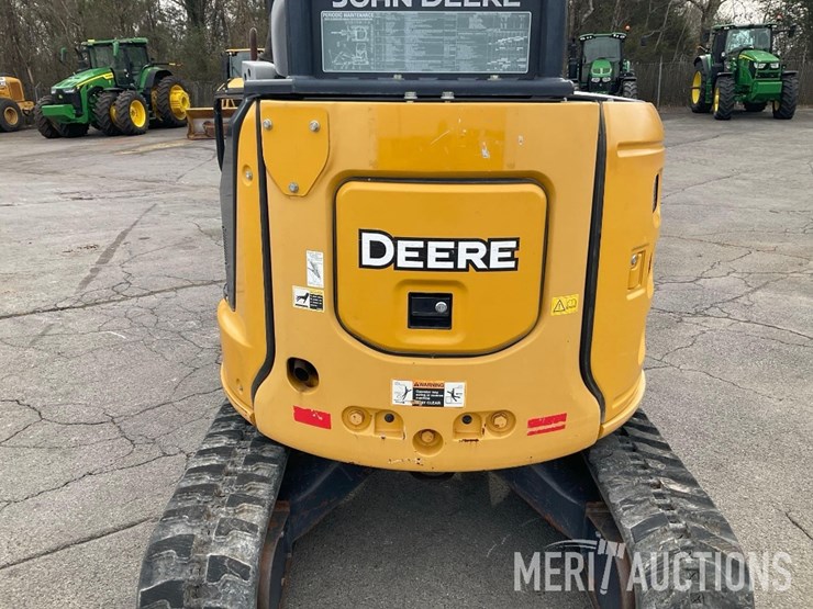 2019-deere-30g-image-21