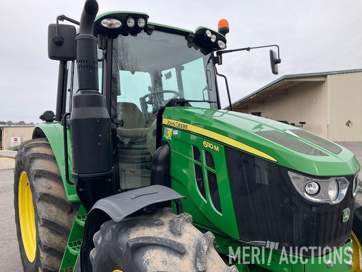 2021-john-deere-6110m-image-38