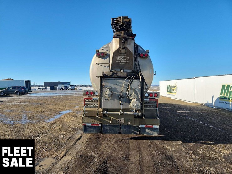 2009-kenworth-t800-image-7