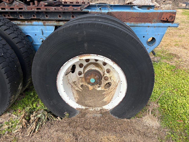 #380-•-trailer-rear-end-image-12