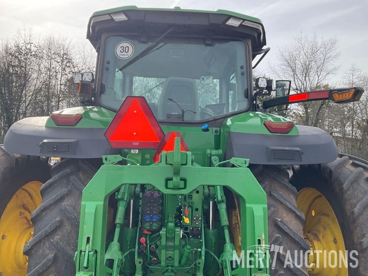 2024-john-deere-8r-410-image-27