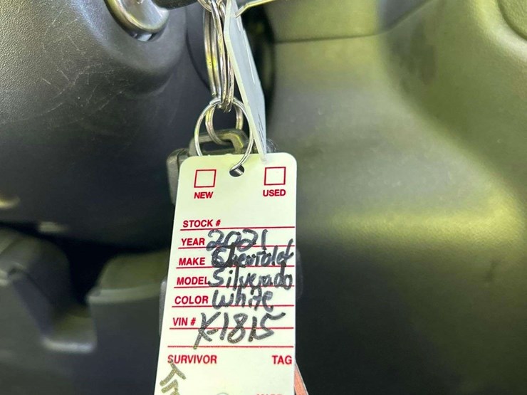 2021-chevrolet-silverado-1500-image-31