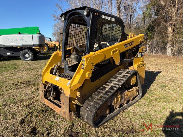 2018-caterpillar-249d-image-5