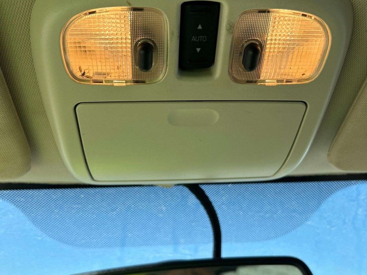 2012-ford-escape-image-18