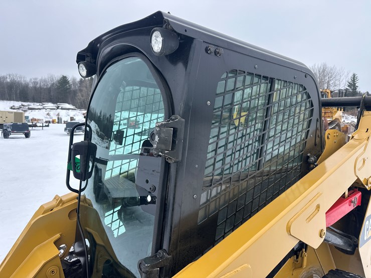 caterpillar-242d-image-9