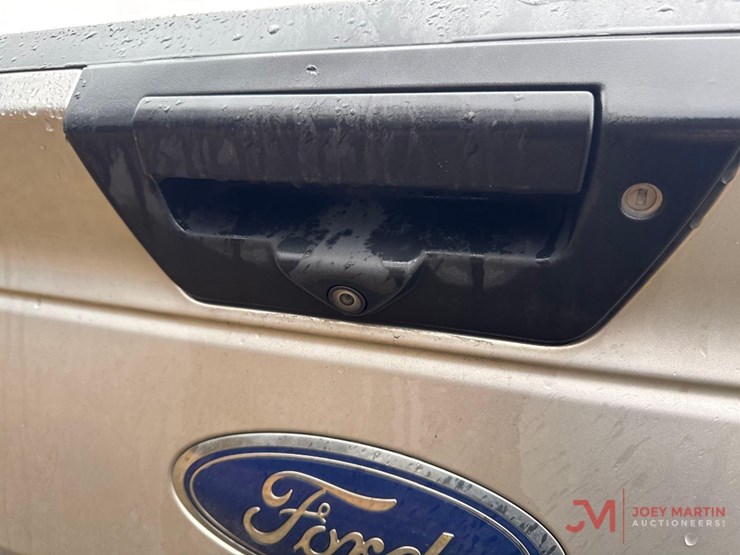 2019-ford-f150-xl-image-9